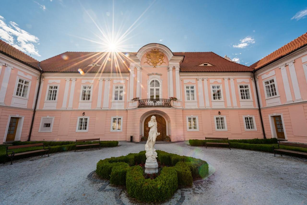 Zamek Hradek U Susice Hotel Exterior photo