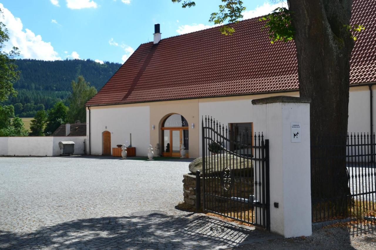 Zamek Hradek U Susice Hotel Exterior photo