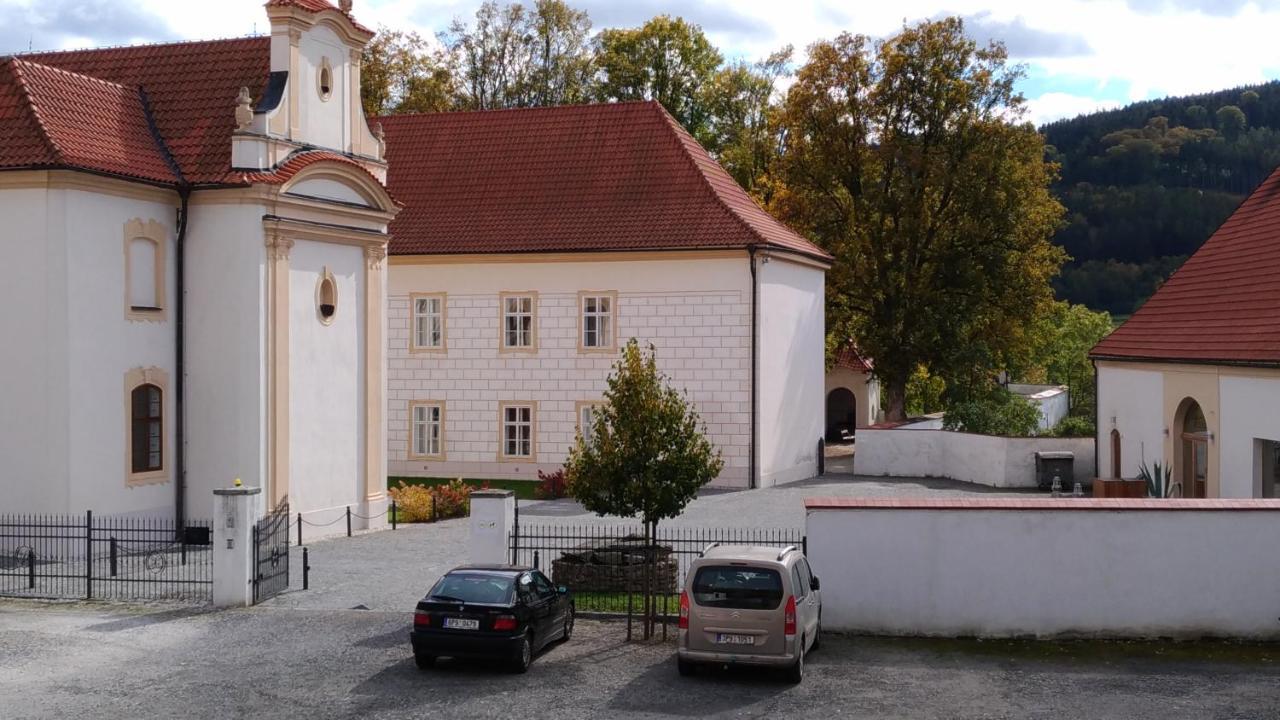 Zamek Hradek U Susice Hotel Exterior photo